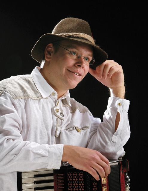 Martin Kraft alias „Powerziach“ ist am Sonntag, den 19. August, zum Musikfrühschoppen beim Pfaffenhofener Biergartenfest unterwegs. | Foto: Martin Kraft alias „Powerziach“