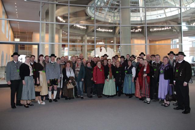 Trachtler im Reichstags-Gebäude
