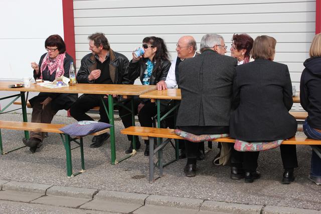 Kaffe und Kuchen schmecken!