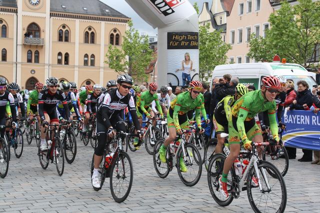 Der Start der Bayern-Rundfahrt der Radprofis war am 22. Mai ein sportlicher Höhepunkt mitten in Pfaffenhofen.