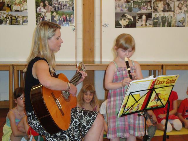 Kinderchor St. Elisabeth 2 Flötenspiel