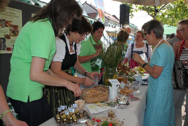Die Vielseitigkeit der regionalen Köstlichkeiten bot für jeden Gaumen was.
