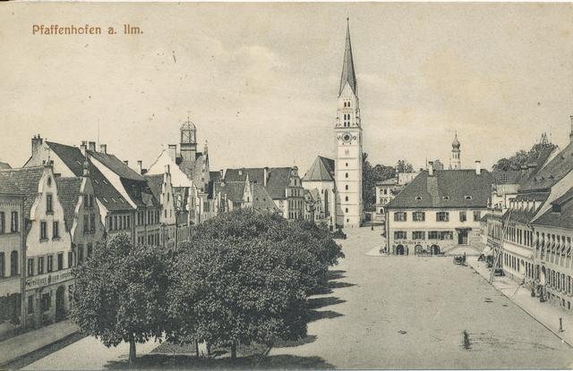 Eines der ersten Projekte des Verschönerungsvereins war die Anpflanzung der Bäume am unteren Hauptplatz.