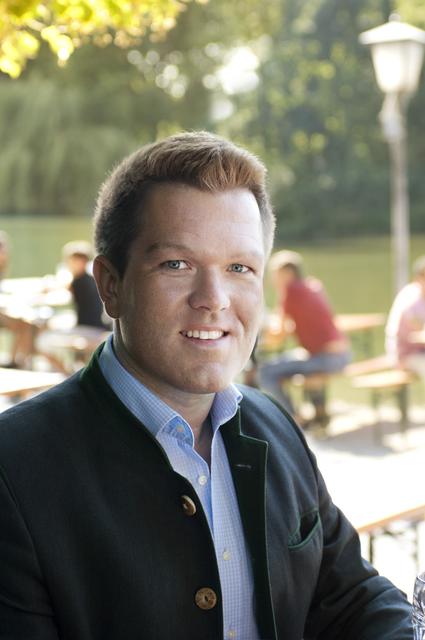 Stellt sich im Rahmen der Podiusmdiskussion "Zukunft der Bürgerenergie" - Florian Post (SPD)