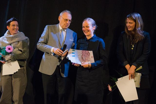 Siegerschecks (c) Franz Hollweck