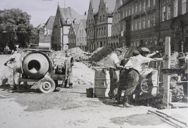 Kanalisationsarbeiten am Hauptplatz (ca. 1960)