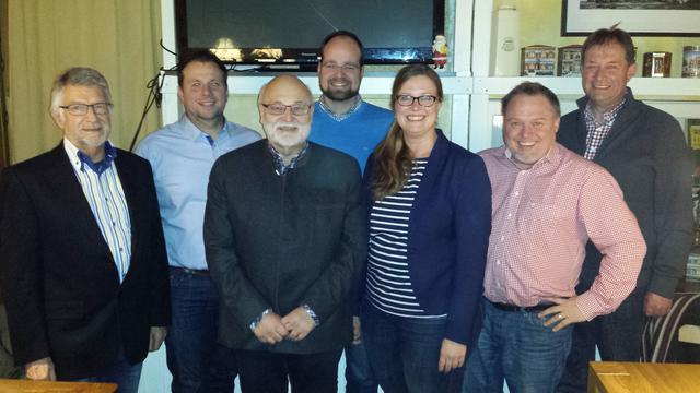 Vorstandschaft mit den Revisoren Michael Herschmann und Walter Lamsfuß-Seifert