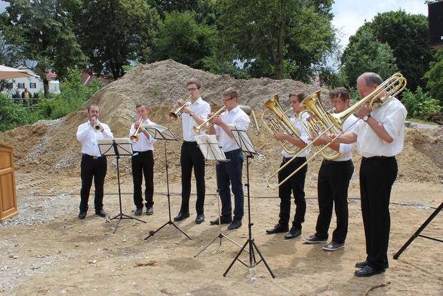 Das Blechbläserensemble der Städtischen Musikschule Pfaffenhofen utner Leitung von Auwi Geyer