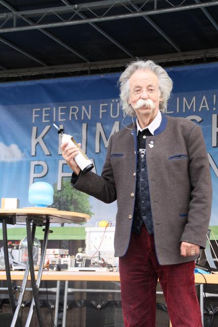 Jean Pütz zeigte seine amüsant-lehrreiche "Pütz-Munter-Power-Show".