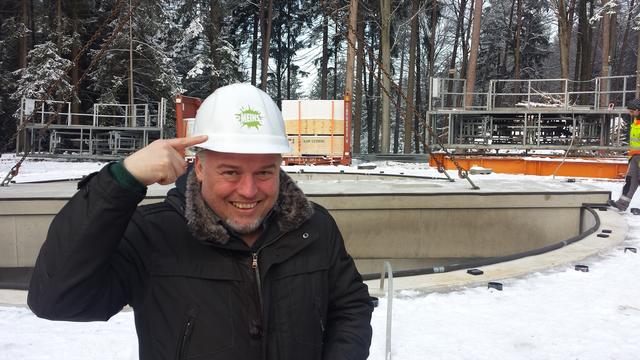 "Meins!" - Stadtrat Markus Käser bei der Baustellenbesichtigung am Bürgerwindrad