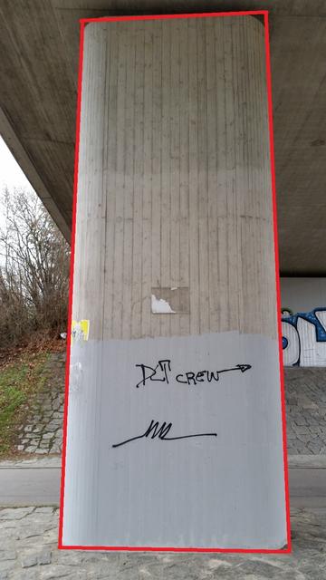 Brückenpfeiler stadtauswärts auf der linken Seite innen