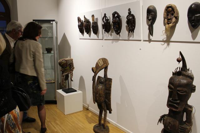 Masken, Figuren und Objekte haben in Pfaffenhofen und Umgebung lebende Afrikaner als Leihgaben für die "Kunst deines Nachbarn" zur Verfügung gestellt.