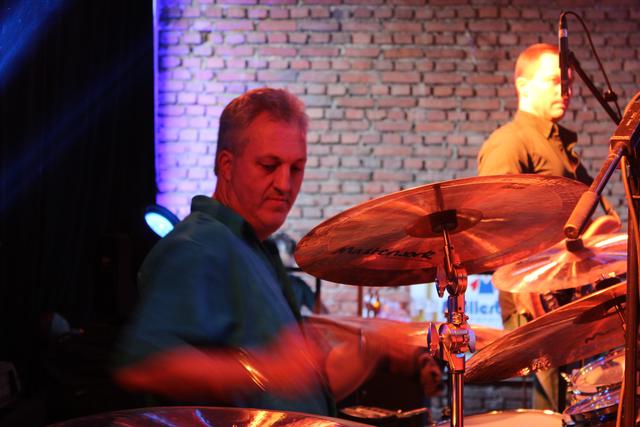 Schlagzeuger Arno Haselsteiner