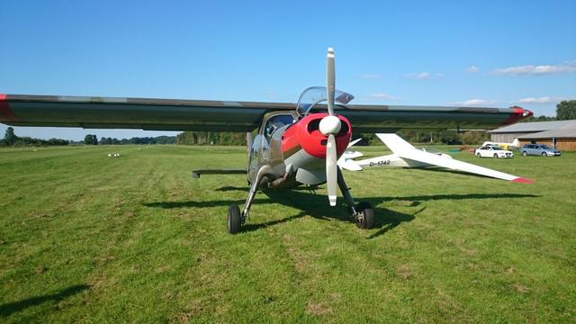 Die DO27 kurz vor dem Schlepp der Segelflieger zurück zu ihrem Heimatflughafen