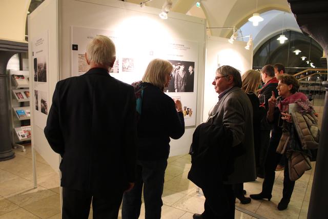 Die Ausstellung ist noch bis einschließlich 3. Dezember im Rathaus zu sehen.
