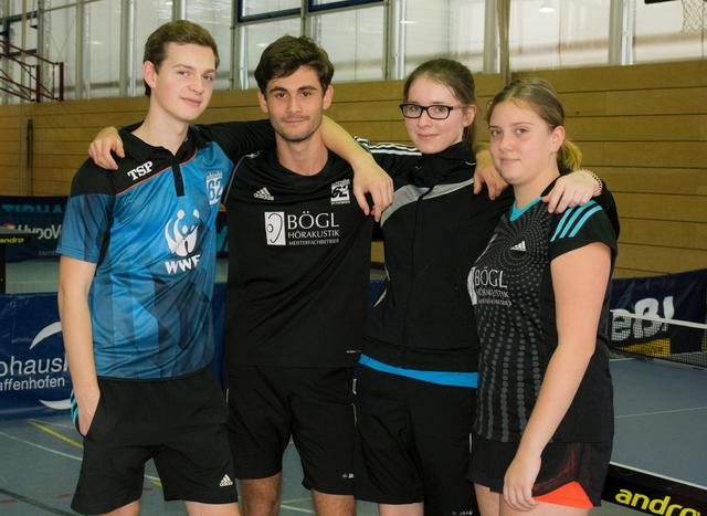 Jugendspieler von links: Dominik Schmid, Marc Rieger, Miriam Lob, Lisa Bouwmans