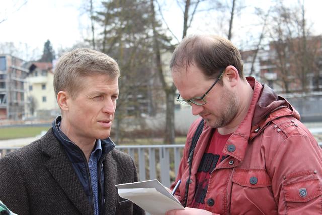 Stadtwerkevorstand Stefan Eisenmann im Gespräch mit Patrick Ermert vom Pfaffenhofener Kurier