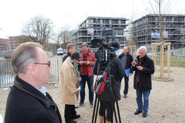 Auch das Regionalfernsehen nahm an der Pressekonferenz teil