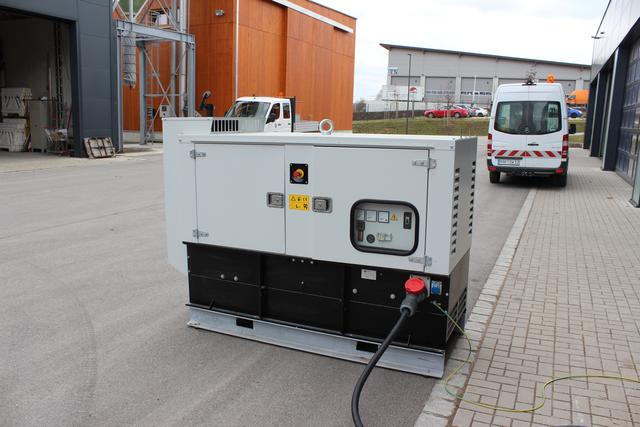 Das Notstromaggregat kann die Stadtwerke versorgen