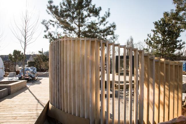 Gartendetails auf dem Festplatz: Die Themengärten nehmen Form an | Foto: Katharina Hipp