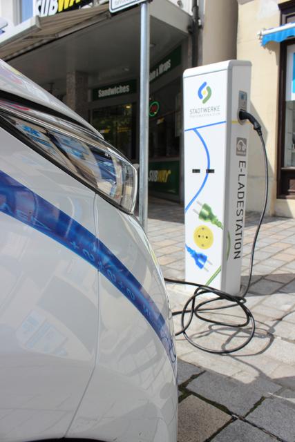 Hier fließt sauberer Saft aus der Ladesäule