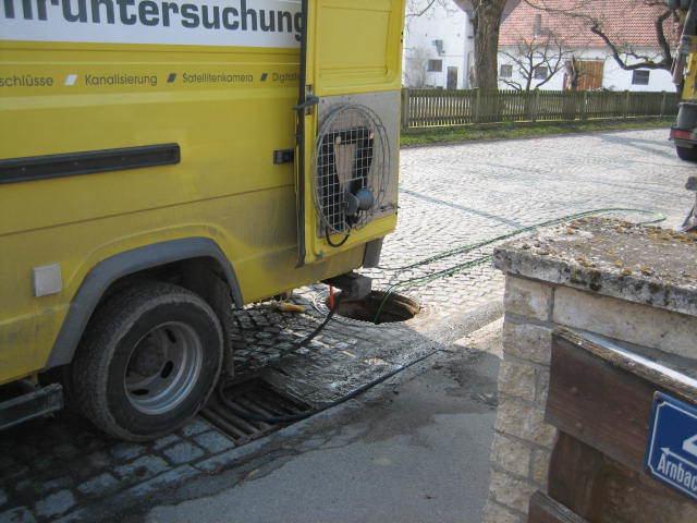 Einsatzfahrzeug bei der Kamerabefahrung