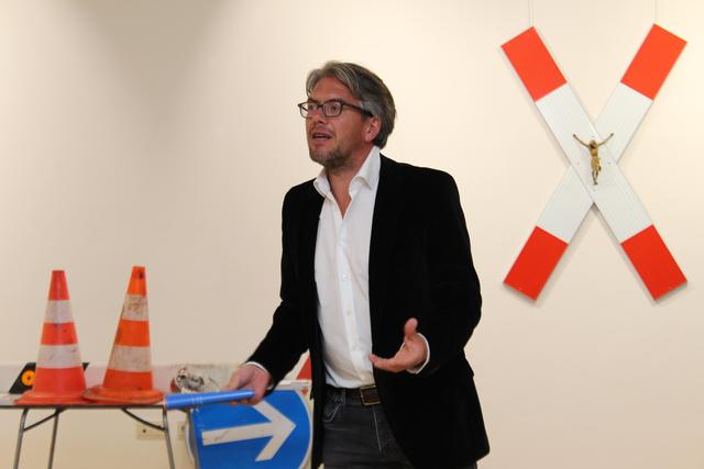 Kulturreferent Steffen Kopetzky bei seiner Begrüßung