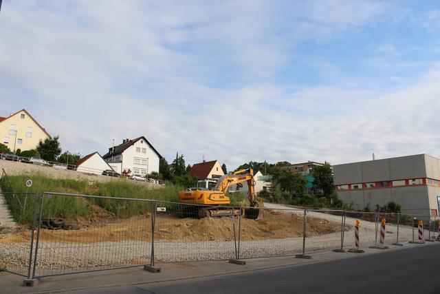 Auf dem Gelände des ehemaligen Parkplatzes an der Kellerstraße entstehen  demnächst 36 Wohnungen.