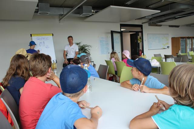 17 Kinder hatten über den Kreisjugendring einen Besuch bei den Stadtwerken ergattert