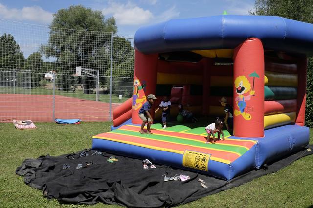 Hüpfburg für die Kinderunterhaltung