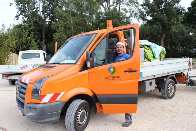 Mitarbeiter der Stadtwerke sind auch beim Abbau der Gartenschauanlagen dabei