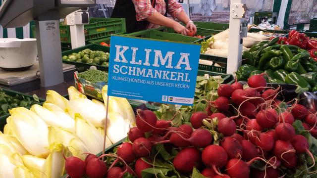Klimaschmankerl am Wochenmarkt. Das ist Obst und Gemüse, das innerhalb von 50 km um Pfaffenhofen herum angebaut wird.