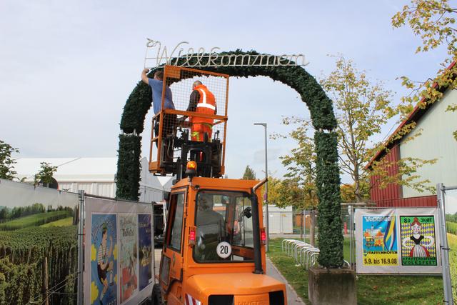 ....am Fußweg nach der Ilmbrücke
