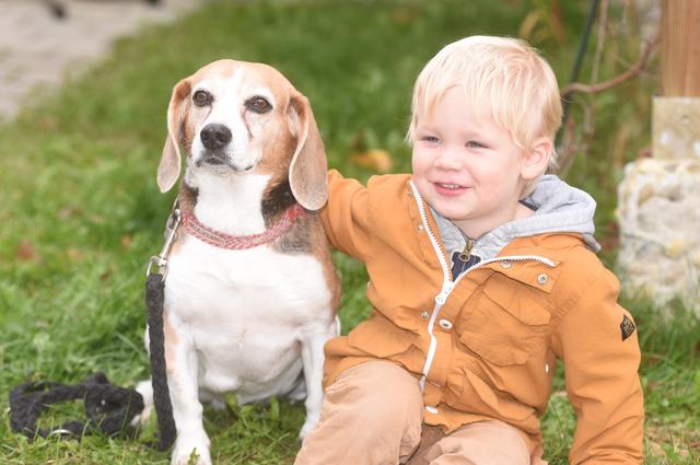 Sie sind Kumpels, die sich aufeinander verlassen können Jan und seine beste Freundin Niki (Foto: Paul Ehrenreich)