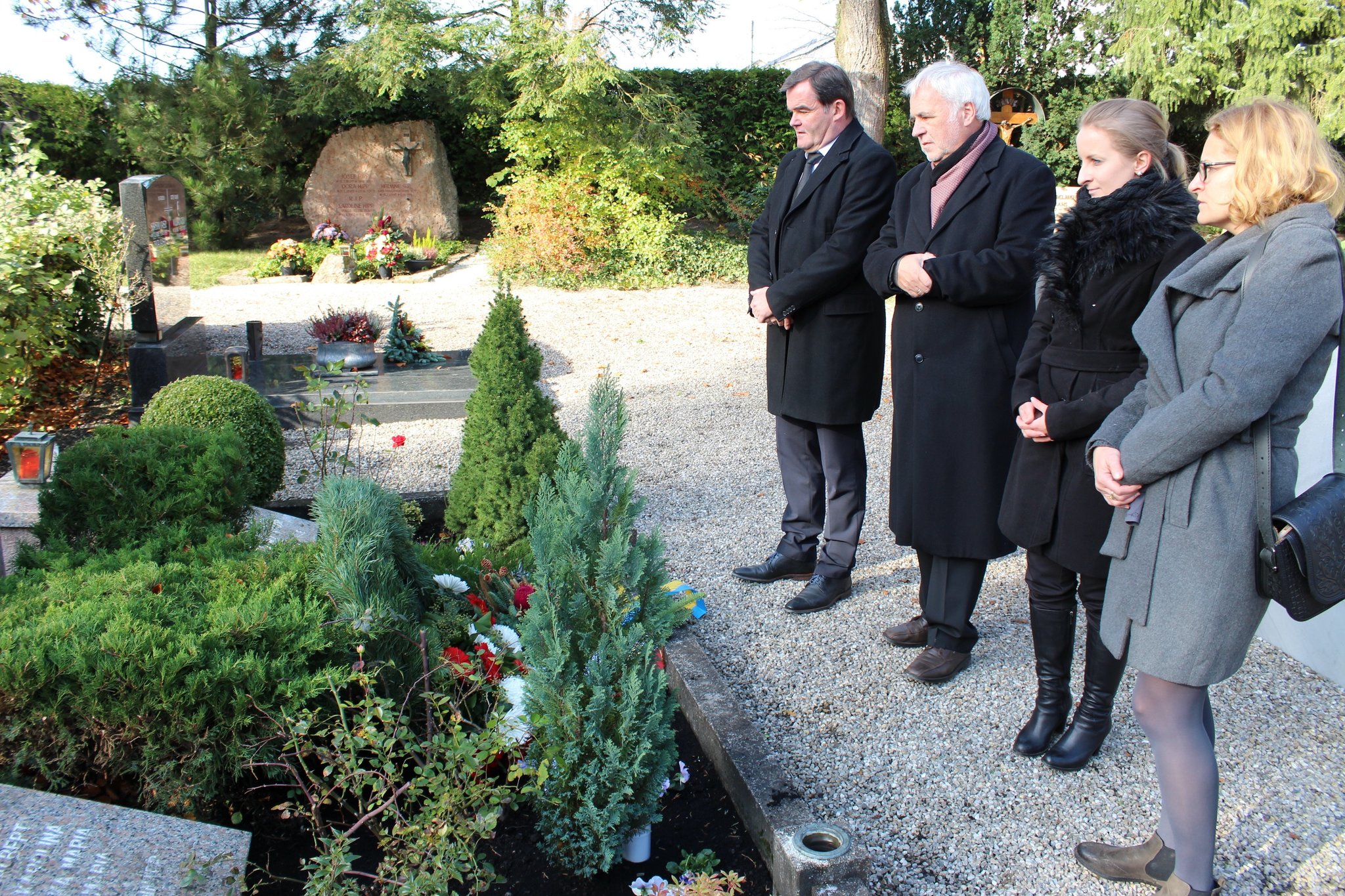 Vizekonsulin besuchte polnische Gräber in Pfaffenhofen und Uttenhofen