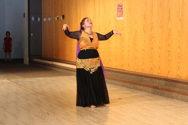 Die Tänzerin Mouna Sabbagh