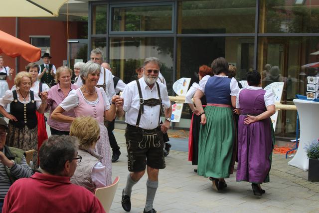Die Volkstanzgruppe des Seniorenbüros