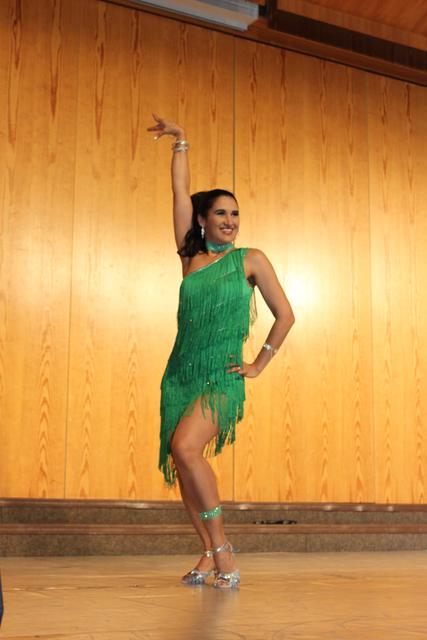 Francesca Gruteser zeigte eine temperamentvolle Samba-Oriental-Fusion.