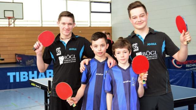 v.l.: Nico Deuter, Benedikt Steininger, Armin Höcherl, Simon Recklau
