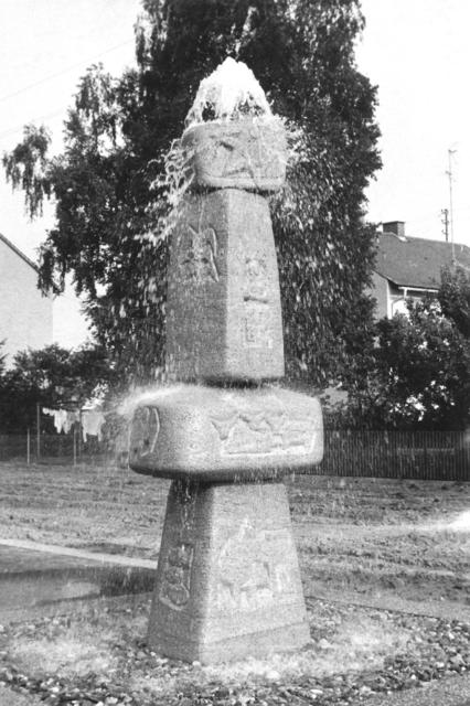 Der Brunnen der Künstlerin Gerdi Kurz-Schön (1967)