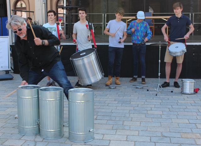 Die Sambatruppe der Musikschule