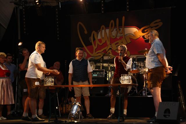 Landkreis-Vereinsabend: Beim "Maßkrug-Bierpong" war Geschick gefordert