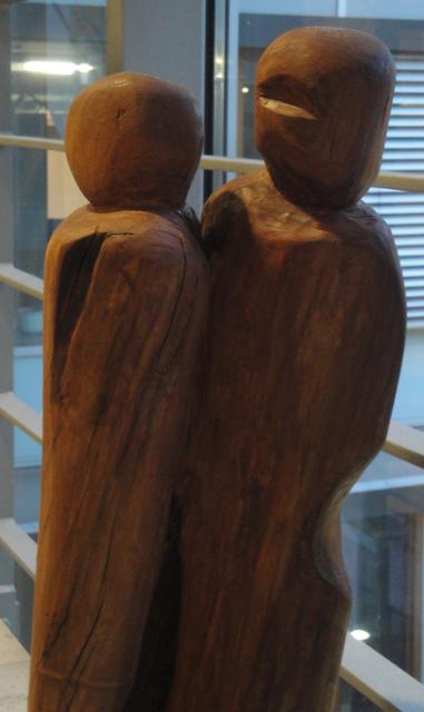 Ifeanyi C. Okolo, Kirschholz "Gleichberechtigung"