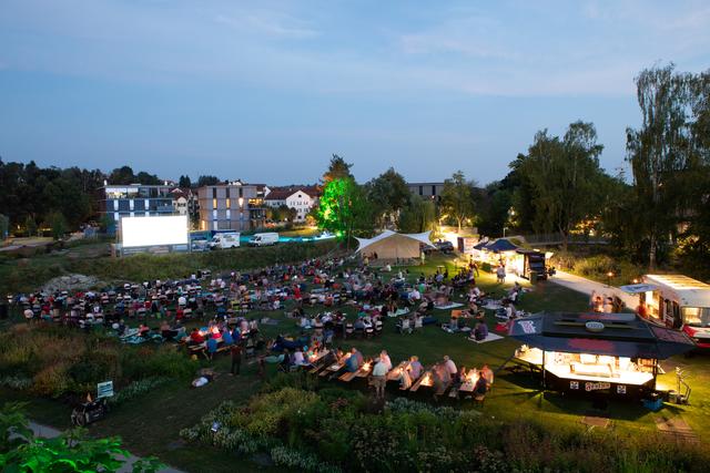 Schöne Atmosphäre im Bürgerpark beim Open-Air-Kino | Foto: Lukas Sammetinger