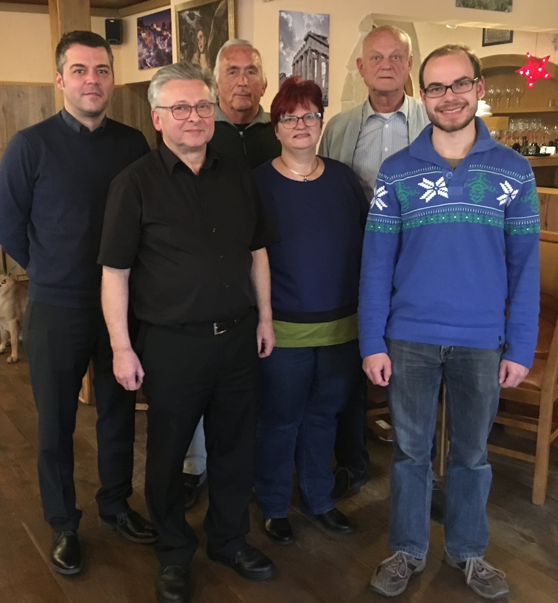 Vorstands und Generationswechsel beim Soldaten und Kriegerverein Pfaffenhofen a.d.Ilm Vorstands und Generationswechsel beim Soldaten und Kriegerverein Pfaffenhofen a.d.Ilm