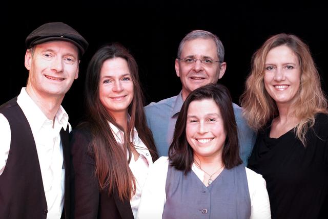 Marazula: Burkhart Wagner, Regina Chalupper, Oliver Grenz, Eva Bonk, Helga Widmann (v. links)