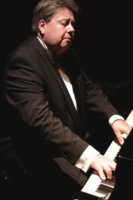 Ulrich Staerk