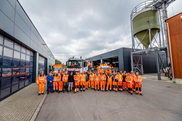 Eine großartige Truppe. Stadtwerker bereits sich auf den Winter vor.