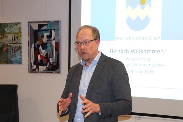 Referent: Vereinsfachwirt Florian Scherbauer