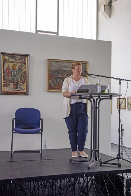 Kuratorin Karin Probst | Foto: Sebastian Daschner